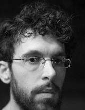 Ira Avneri